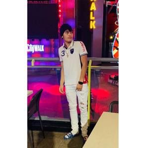 Meet your Posher, Elvin